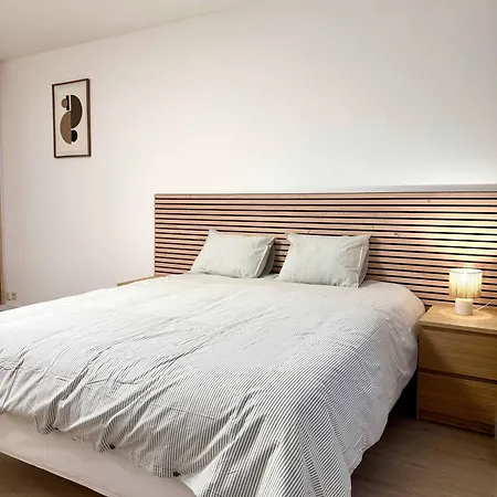 Moderne Au Coeur Du Quartier Saint Adalbert * Lüttich