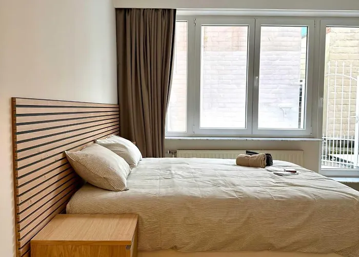 아파트 Moderne Au Coeur Du Quartier Saint Adalbert *