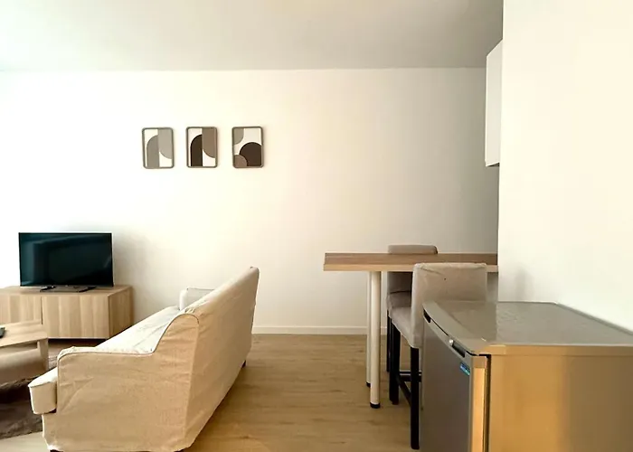 Moderne Au Coeur Du Quartier Saint Adalbert